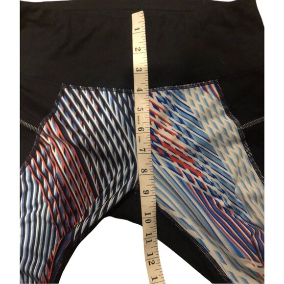 Athleta Womens Mosaic Relay Capri 2.0 Multi Size S - Picture 8 of 12